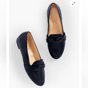 Talbots Vintage Ryan Twist Navy Leather Nappa Loafers Women’s Size 6M